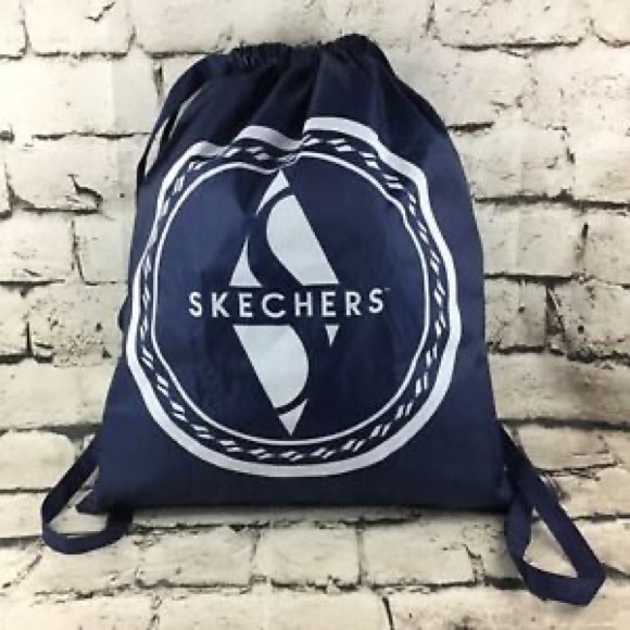 Brand New Unisex Size Large Skechers Foldable Backpack In Dark Navy 20” X 17” - Picture 2 of 9